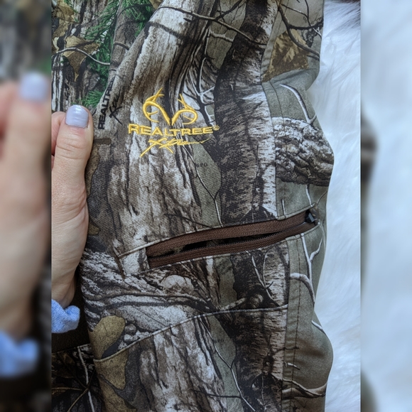 RealTree Insulated Waterproof Pants - Large - Picture 2 of 6